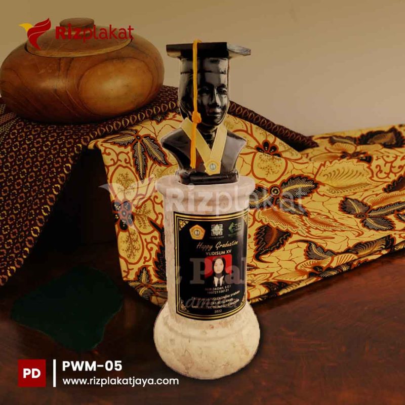 PWM-05 patung kelulusan marmer
