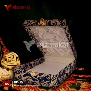 Box Plakat Batik