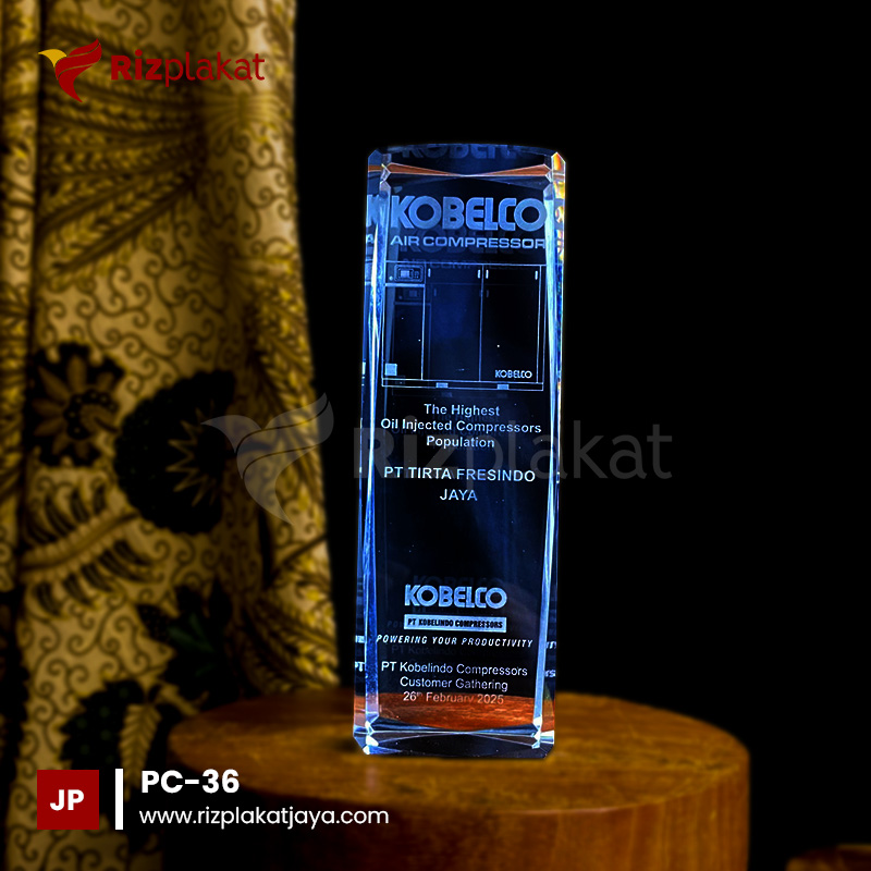 PC-36 Plakat Kristal Customer Gathering