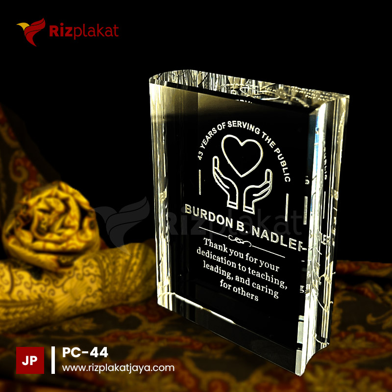 PC-44 Plakat Kristal Ucapan Terima Kasih