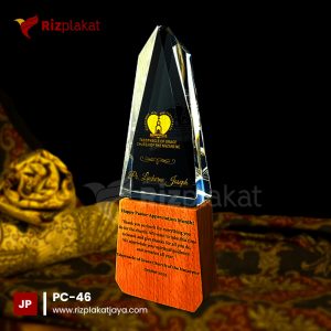 Plakat Kristal Kombinasi Kayu