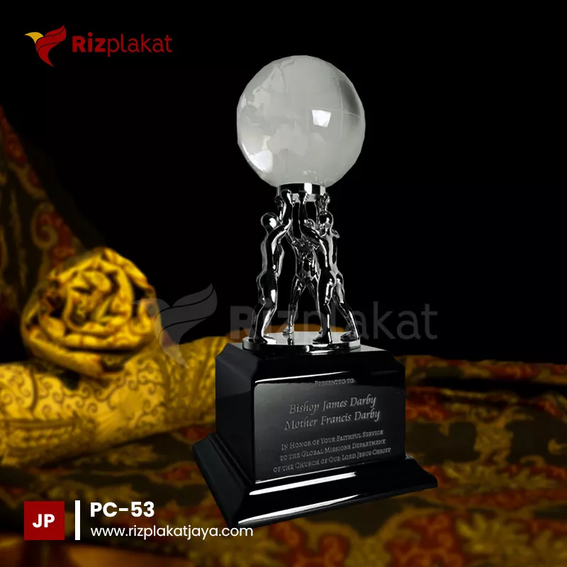 Plakat Kristal Desain Eksklusif dan Unik