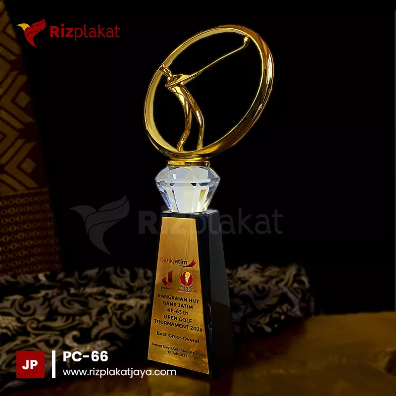 Plakat Kristal Event Penghargaan Eksklusif