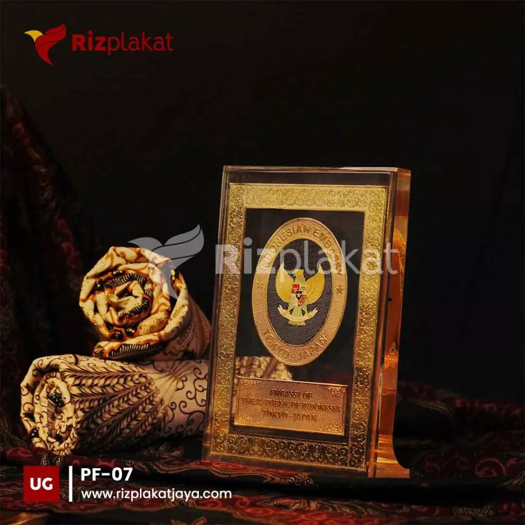 plakat fiber kedutaan