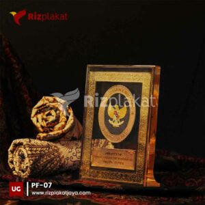 plakat fiber kedutaan