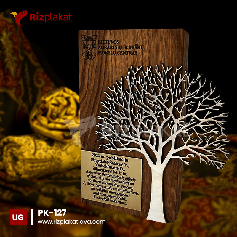 PK-127 Plakat Kayu Desain Pohon Unik