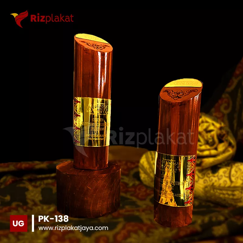 Plakat Kayu Award Dewani