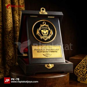 Rekomendasi Vendor Plakat Wisuda Bandung Custom Terpercaya