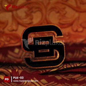 Pin Lencana Custom Logo Perusahaan