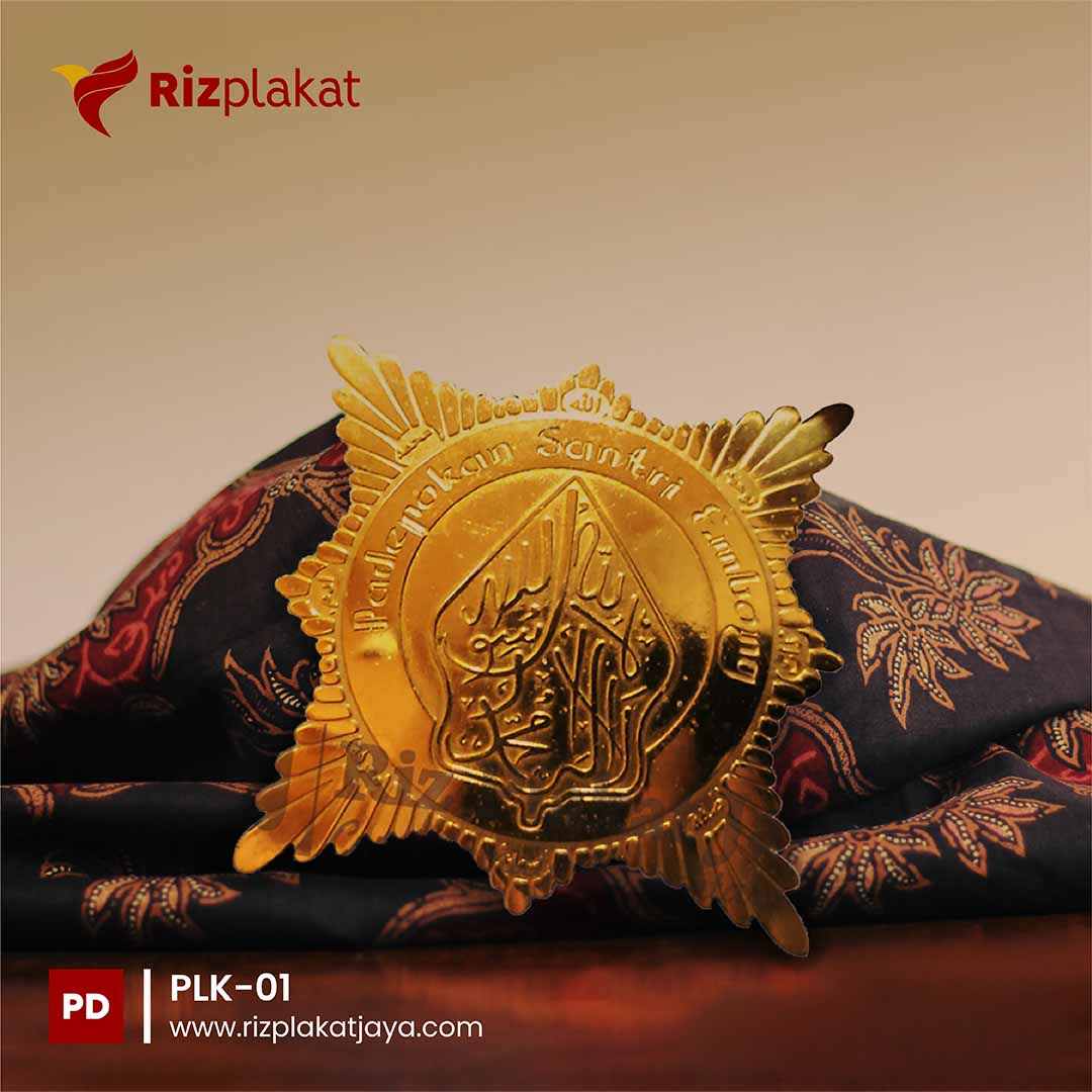 Pin Lencana Kuningan