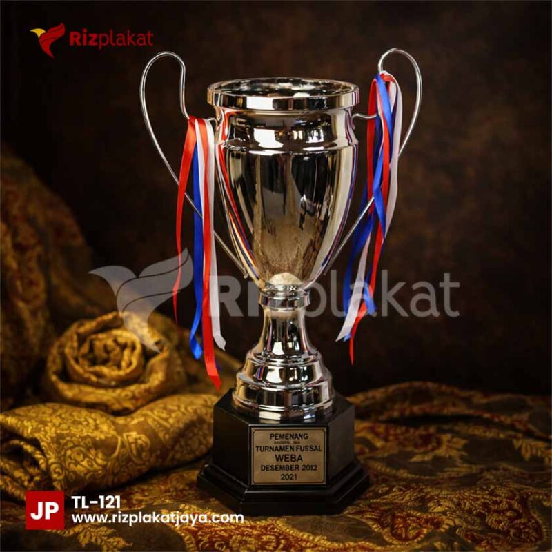 Jual Trophy Logam Event Olahraga