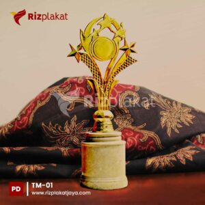 Trophy Marmer Lomba Desain