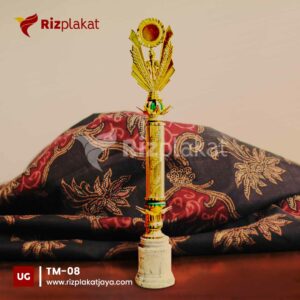model trophy marmer