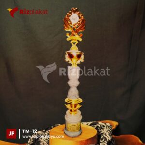 trophy marmer kombinasi akrilik