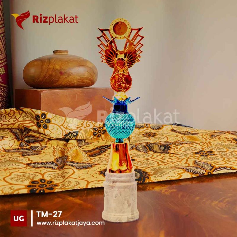 TM-27 trophy marmer terdekat