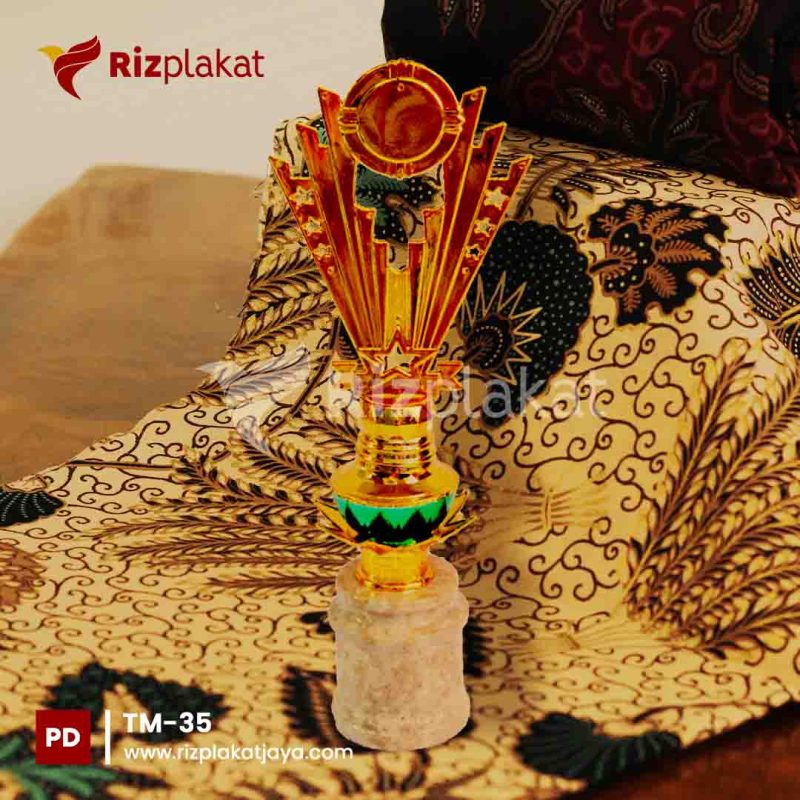 TM-35 trophy marmer jogja