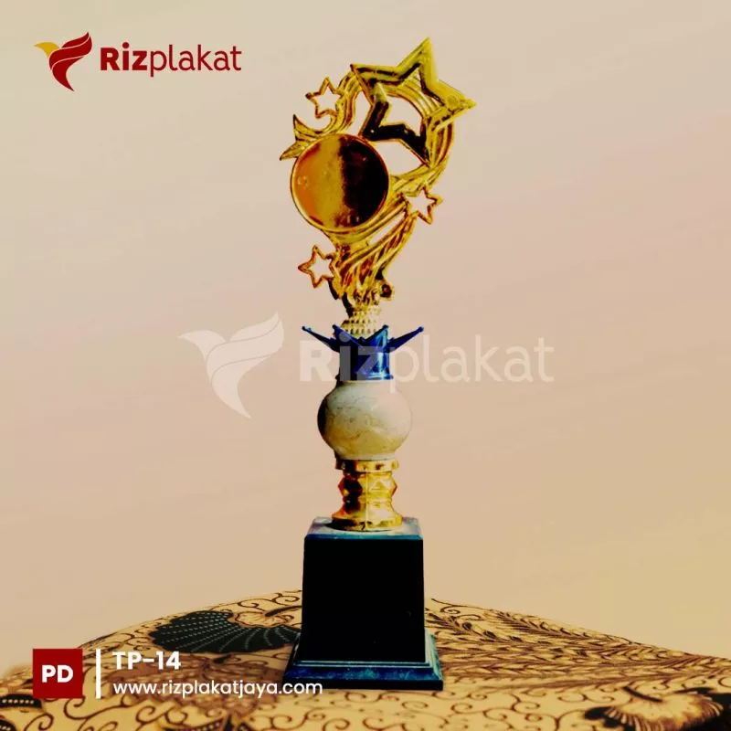 Model trophy plastik