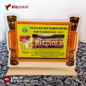vandel akrilik Sekolah