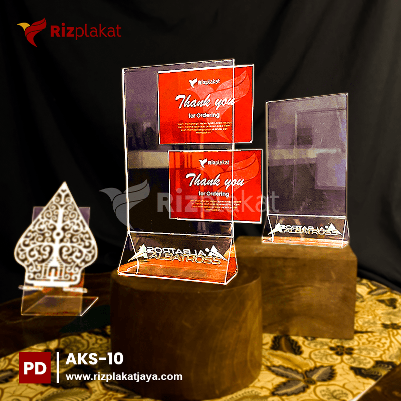 AKS-10 Papan Nama Akrilik