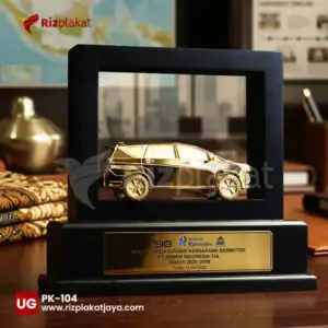 Plakat Kayu Logam PT Semen Indonesia – Elegan, Unik, dan Bermakna Tinggi