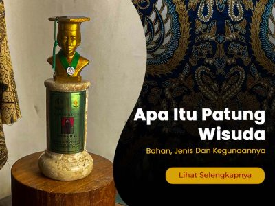 Apa itu Patung Wisuda