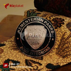 Pin Lencana WBK