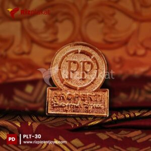 Pin Lencana PP Properti Beyond Space