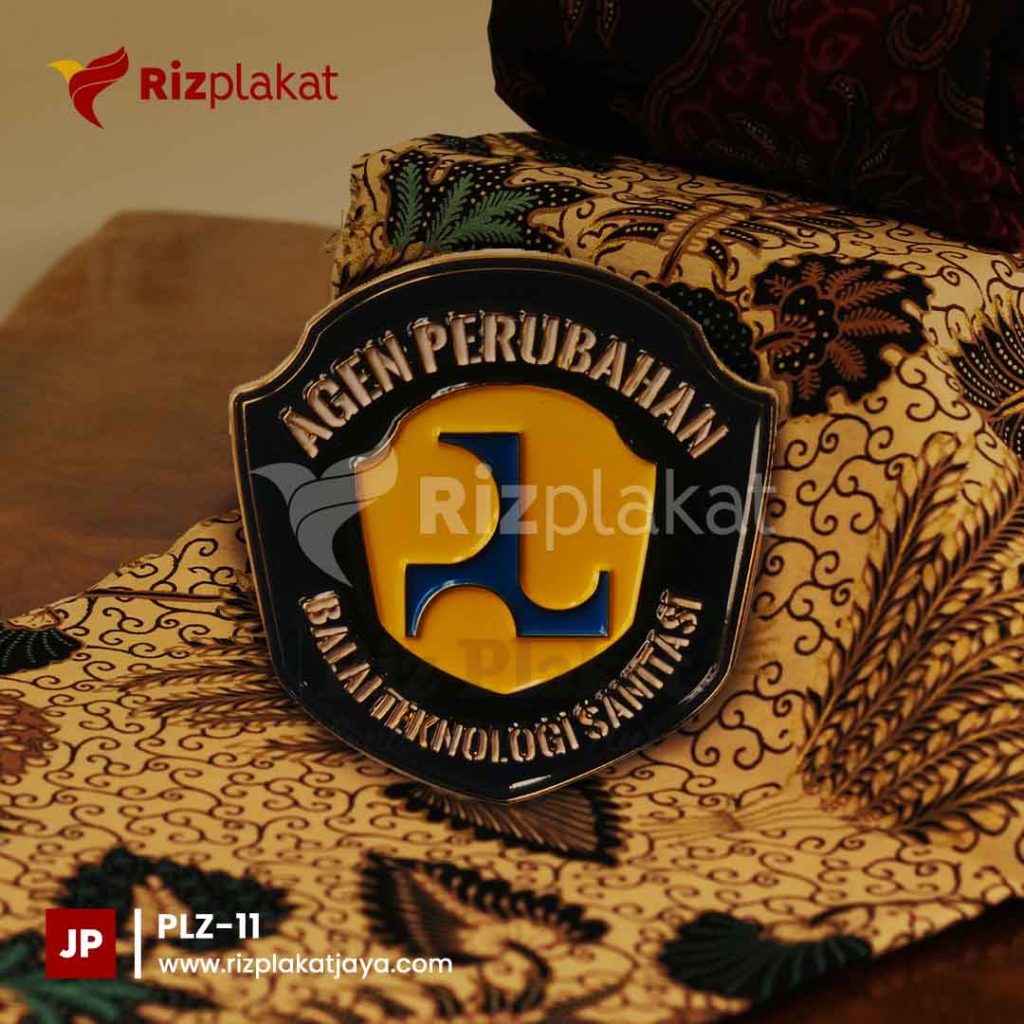 desain pin zinc alloy