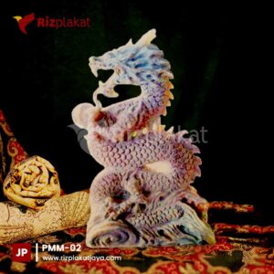 ukiran naga marmer