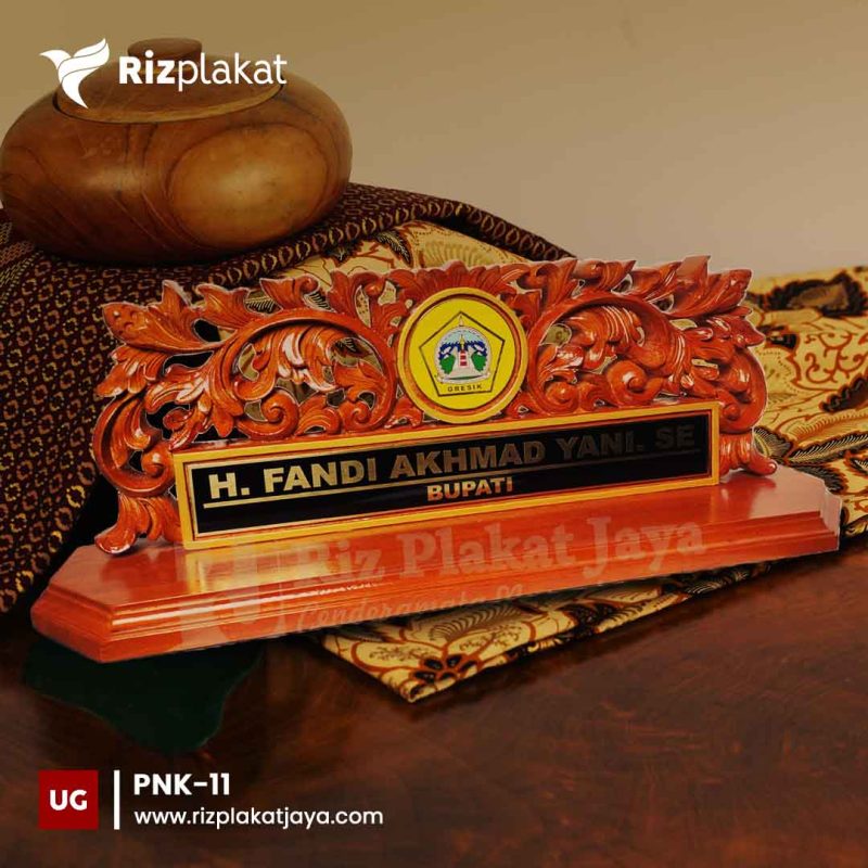 PNK-11 papan nama meja vintage