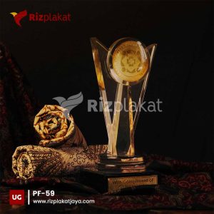 Desain Plakat Classy