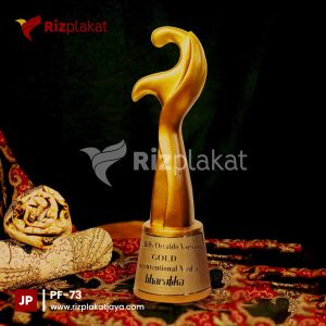 Custom Desain Piala Fiber