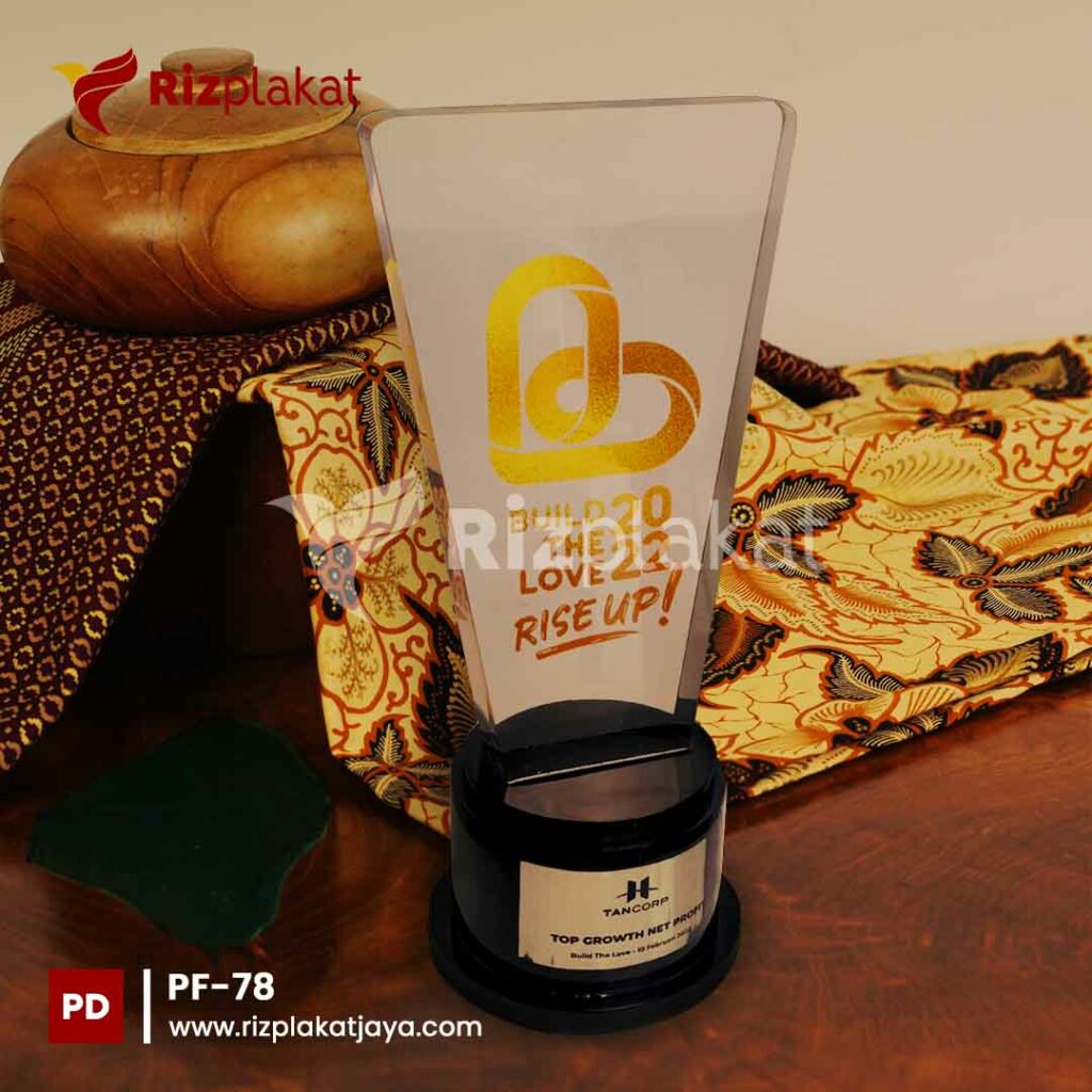 Piala Fiber Event Kantor