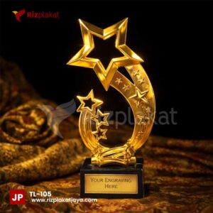 Piala Logam Bentuk Bintang Unik – Simbol Prestasi yang Memikat & Penuh Makna