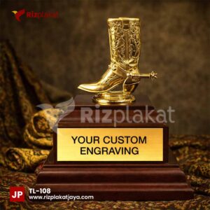 Piala Logam Bentuk Sepatu Mewah – Simbol Kemenangan Gaya Juara