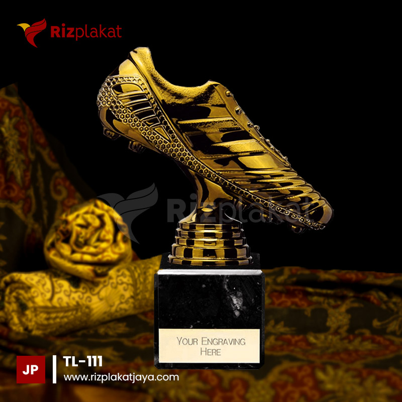 TL-111 Piala Logam Sepatu Bola Emas