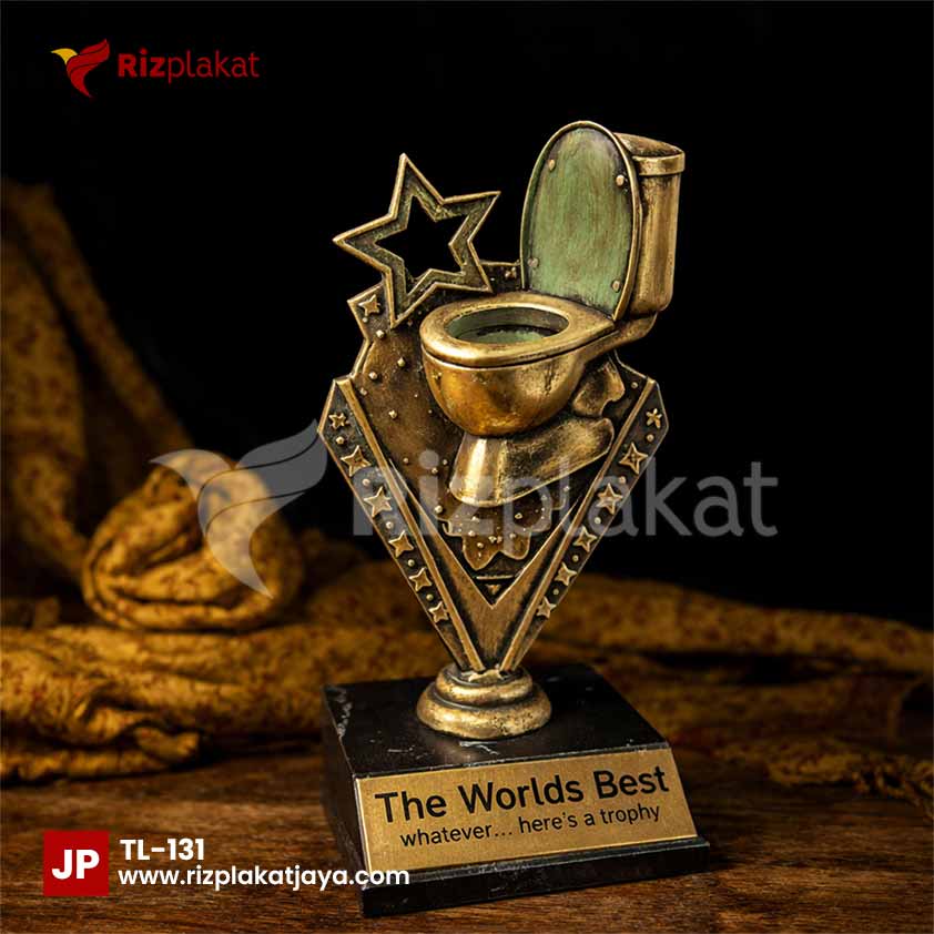 Piala Logam Hiasan – Simbol Prestasi yang Layak Dipajang Sepanjang Masa