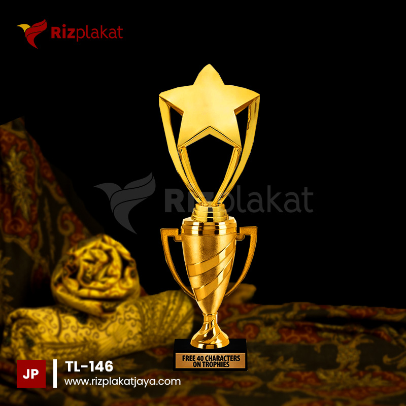 TL-146 Piala Logam Event Formal