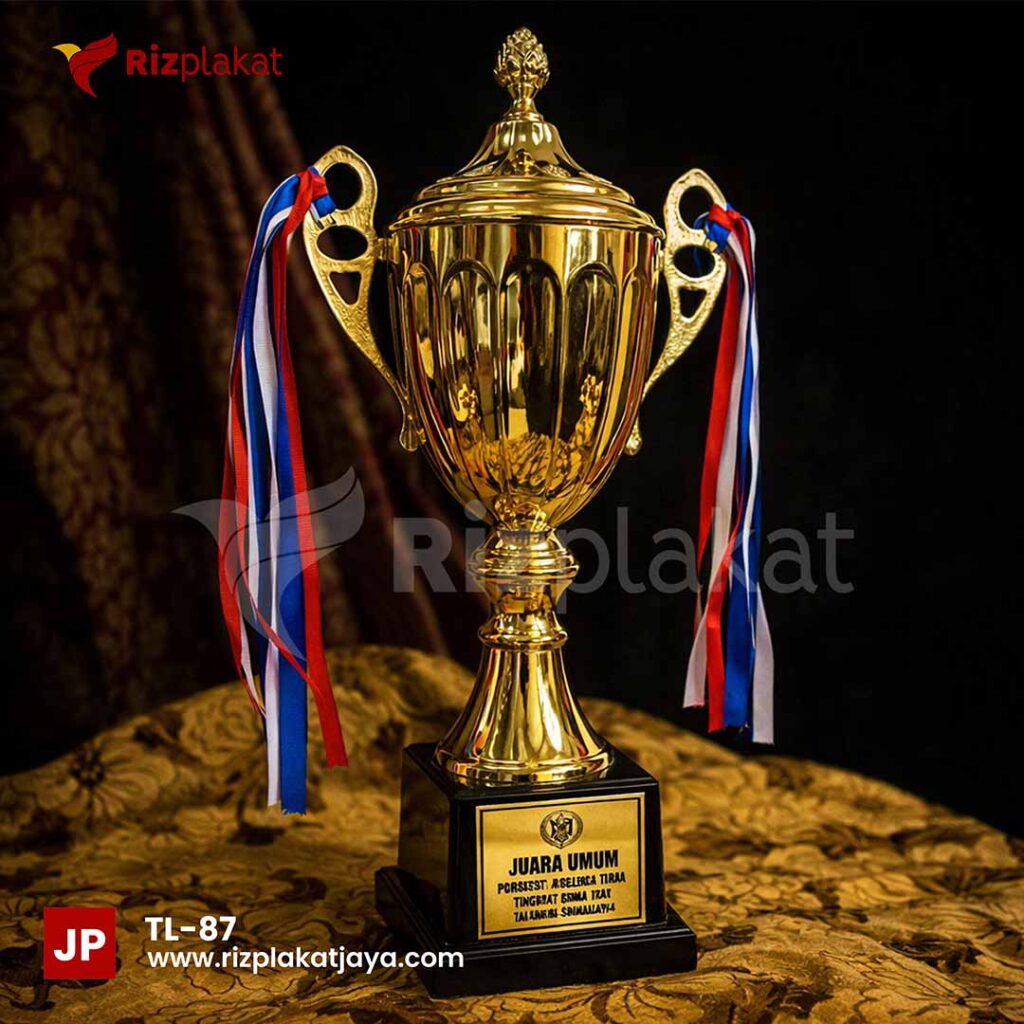 Piala Logam Juara Umum – Simbol Kemenangan Terbesar dengan Desain Megah dan Berkualitas