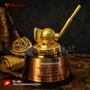 Piala Golf Logam Turnamen Ethnic – Trofi Eksklusif dengan Sentuhan Budaya untuk Penghargaan Golf