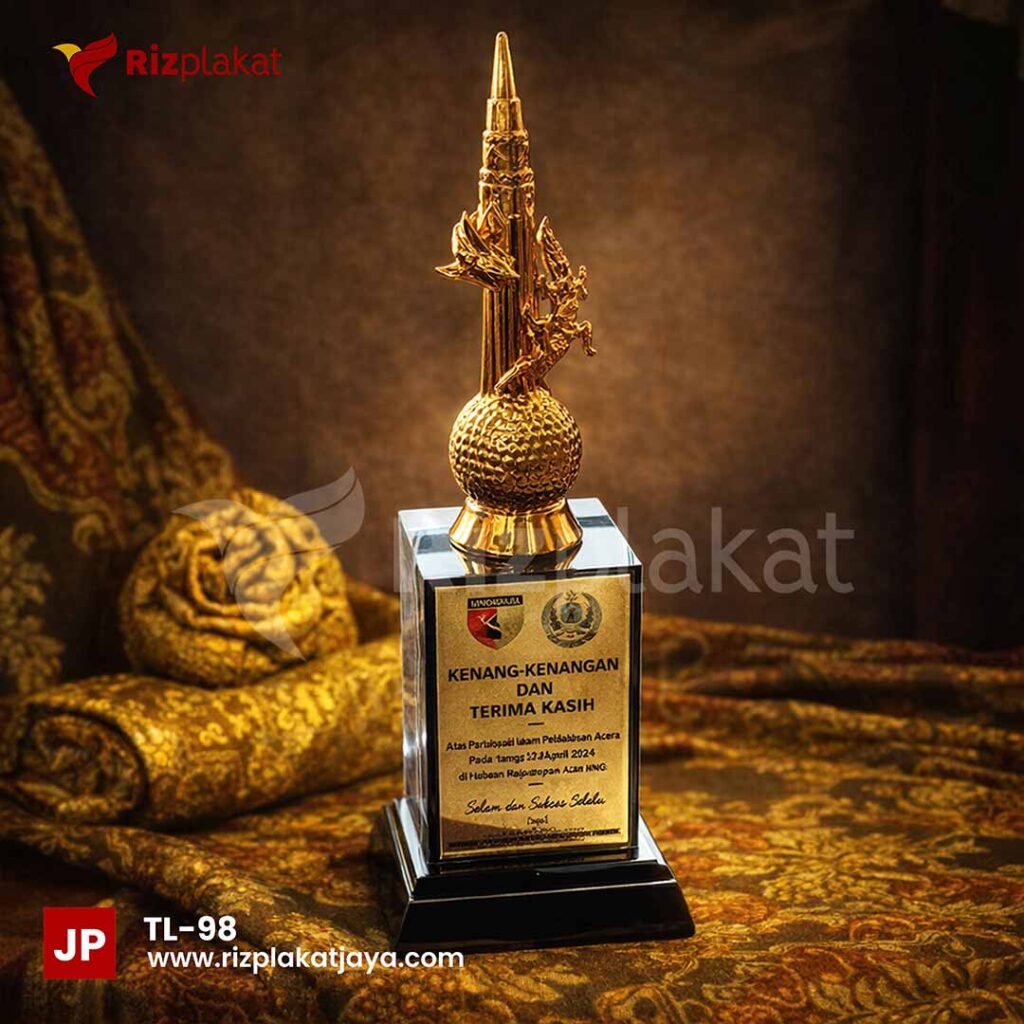 Trophy Logam Kenang-Kenangan – Simbol Apresiasi yang Elegan dan Bermakna