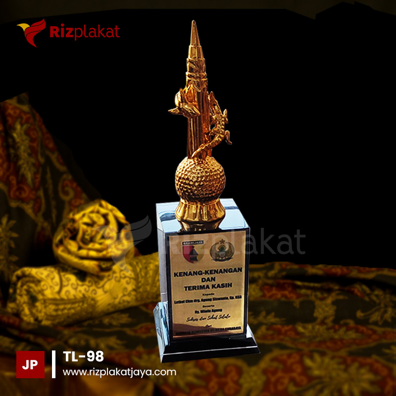 TL-98 Trophy Logam Kenang-Kenangan