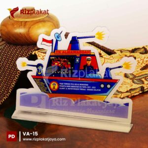 vandel akrilik bentuk unik