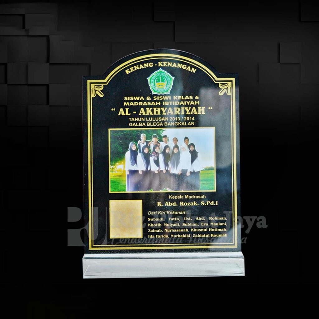 contoh vandel