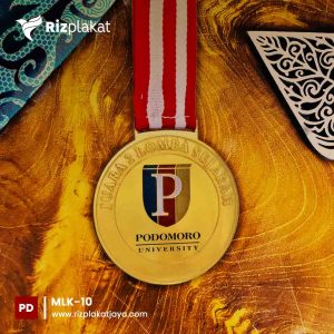 medali wisuda kuningan