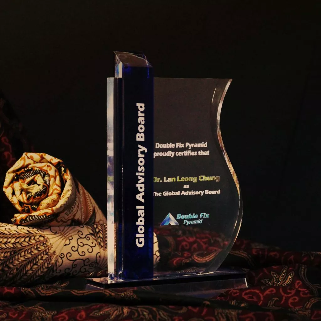 plakat akrilik kantor unik