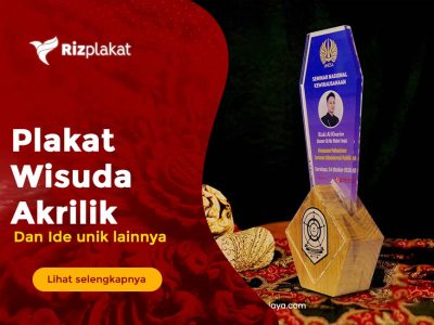 plakat wisuda akrilik custom
