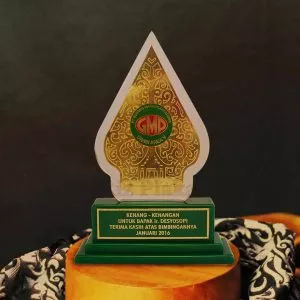 plakat fiber gunungan