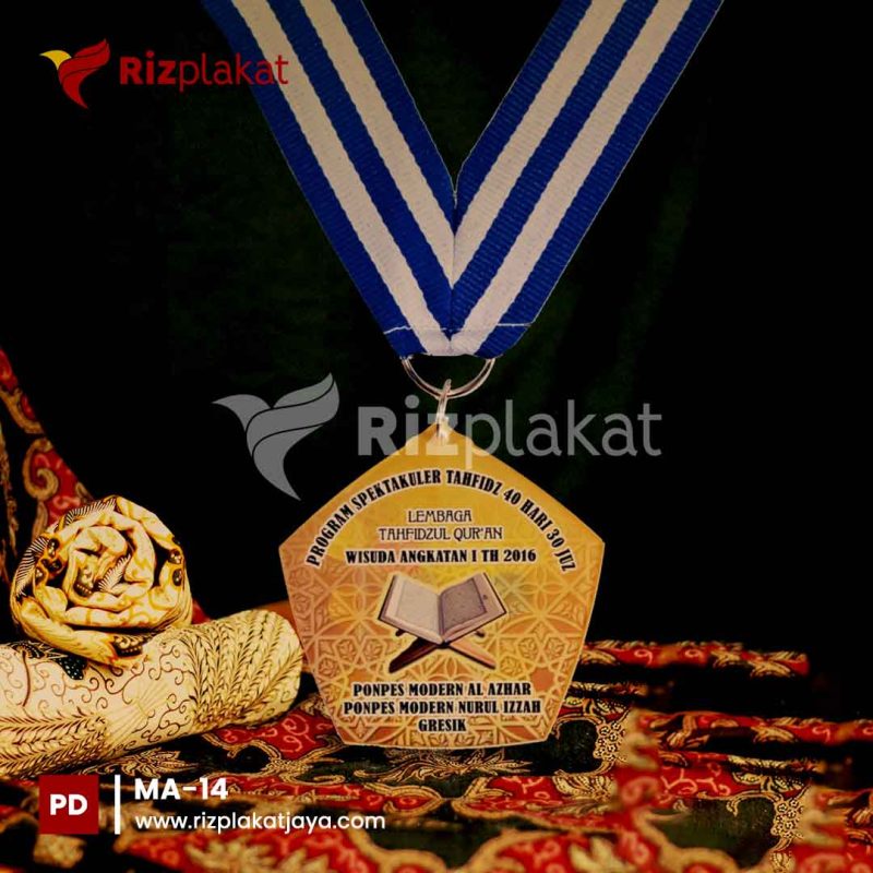 MA-14 Medali wisuda akrilik