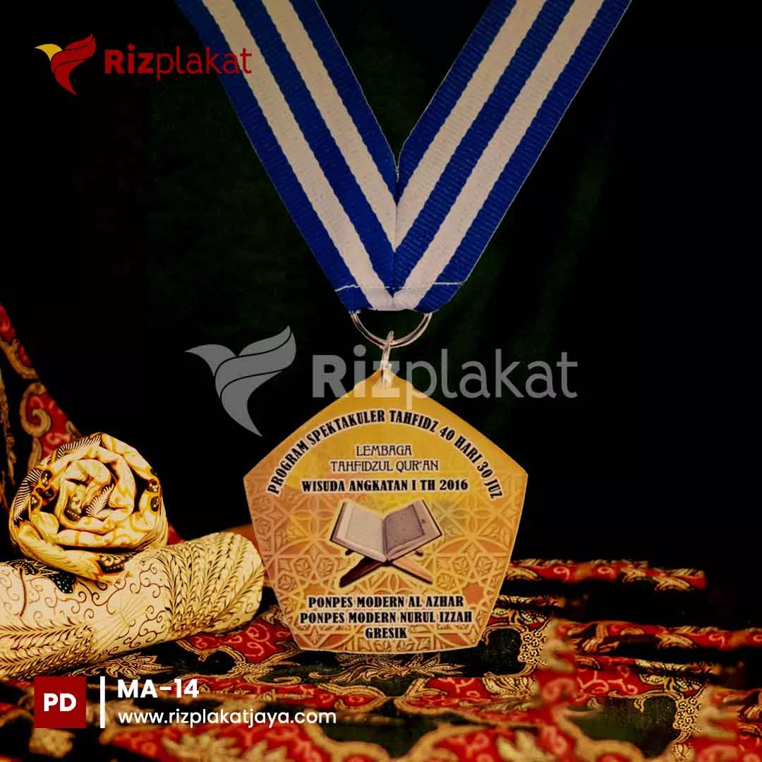 Medali wisuda akrilik